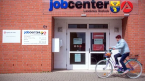 Die Zahl der Arbeitslosen sinkt weiter