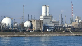 Chemiekonzern BASF verspricht Eigentümern mehr Geld