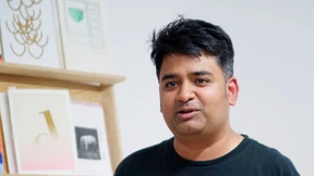 Der Mann, der den Kanzler beschimpft