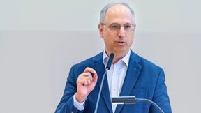 Pürsün für Integrität, Pfeiffer für „alle Frankfurter“