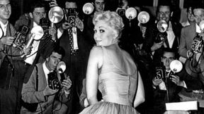 Wie man mitten im Eis ein Feuer anzündet