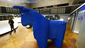 Kurssprung von Bayer lässt Dax auf Rekordstand schließen