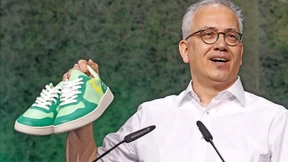 In Turnschuhen auf dem Weg an die Spitze