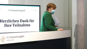 Merkel für Förderung von Integration