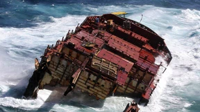 Haftstrafe für Kapitän des havarierten Containerschiffs „Rena“