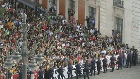 Die Empörten sollen dem Papst weichen