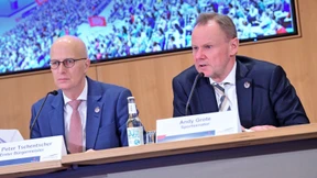 Hamburg plant schwimmende Spielstätten auf der Alster