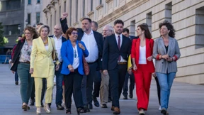 Parlament verabschiedet Amnestiegesetz
