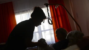 Wegen Konfession abgelehnte Bewerber sollen vor Gericht dürfen