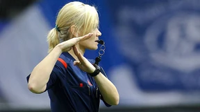 Fußballprofis trainieren nach Macho-Sprüchen mit Frauenteam