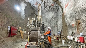 So profitieren Anleger mit ETF und Aktien vom Goldrausch