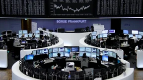 Dax auf Höhenflug, Euro auf Dreimonatstief