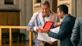 Ehrenplakette für „Tausendsassa“ Bernd Reisig