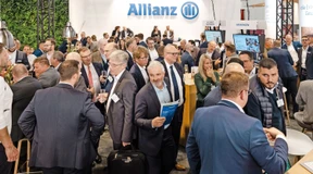 Kunden bleiben Lebensversicherungen treu