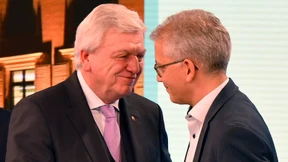 Parteispitzen treffen sich zu ersten Gesprächen