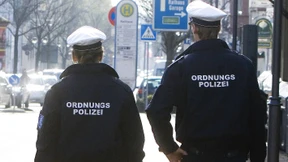 Tankstellenpächter vertreibt Angreifer – Attacke auf Stadtpolizei