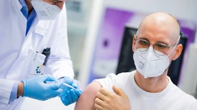 Koalition einigt sich auf Impfabfrage durch Arbeitgeber