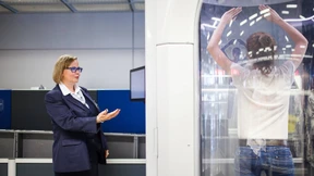 Hochspannung am Körperscanner