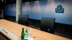 Draghi verteidigt EZB-Anleihekäufe