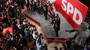 „Ampel oder Jamaika, der Basar geht los“ – SPD und Union nahezu gleichauf