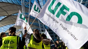 Streiks der Flugbegleiter trüben Jahreswende