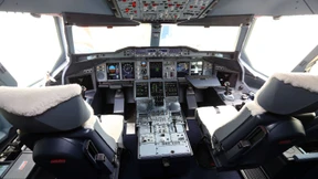 Airbus mit 326 Passagieren muss über Atlantik umkehren