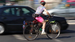 Radfahrer-Helmpflicht durch die Hintertür?