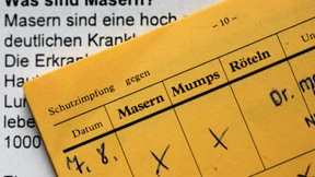 Bahr erwägt Impfpflicht gegen Masern