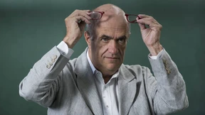 Die Erdbeeren bitte gründlich waschen