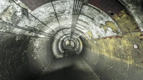 Unbenutzter U-Bahnhof in London zu vermieten