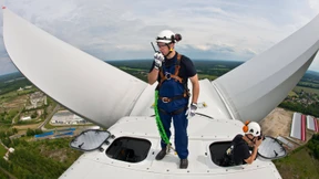 Koalitionspoker setzt Wind-Aktien unter Druck