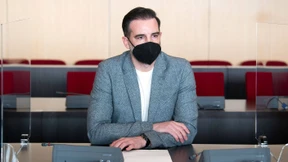 Gericht stellt Verfahren gegen Chatpartnerin von Metzelder ein