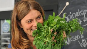 Weiß sie überhaupt, was sie da kocht?