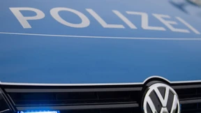 Mehr als 900 Beamte bei Razzia gegen Sportwettenanbieter