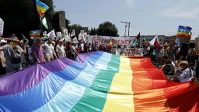 Geld für Waffen oder Geld für Sozialleistungen?