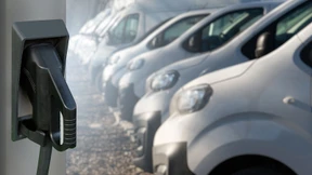 Hybride Fuhrparks wirtschaftlich  und nachhaltig betreiben