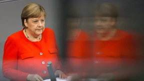 Merkel informiert über EU-Gipfel