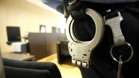 Straßenmusiker totgetreten: Haft für junge Männer