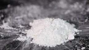 Mann bestellt Kokain per Post und gibt sich als Diplomat aus