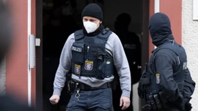 25 Festnahmen bei Razzia