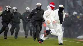 Kölner Hooligans wie „wilde Tiere“