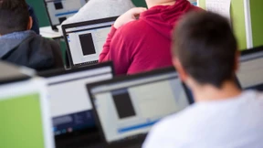 Programmieren und digitale Wirtschaft als Schulfächer