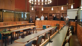 Lehrer baute und zündete Rohrbomben