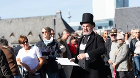Für ein Theater der guten Laune
