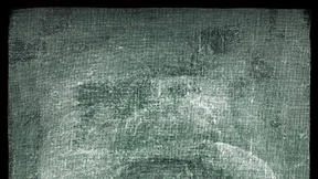 Verdeckt lauerte er seit mehr als hundert Jahren