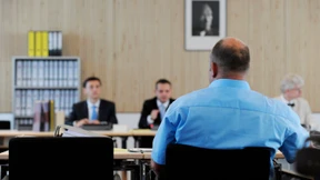 „Wegen kritischer Haltung aus Dienst gedrängt“