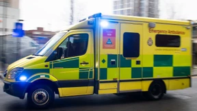 Frau wegen „Charlie Hebdo“-T-Shirt mit Messer angegriffen