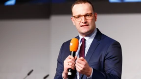 Spahn fordert Diskussion über Migrationspakt 