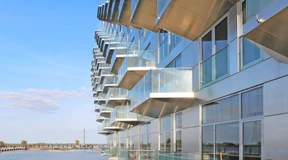 Siedlungswelle auf dem Wasser