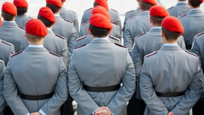 Homosexuelle Soldaten sollen Entschädigung für Nachteile erhalten